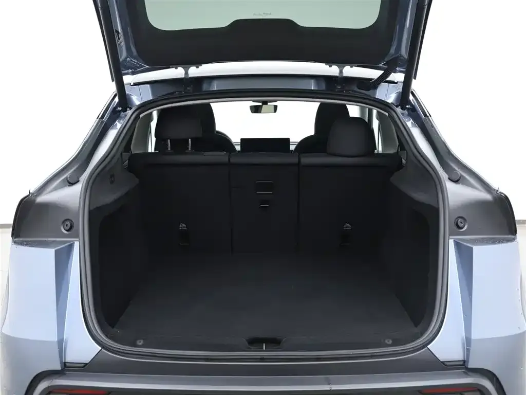 Tesla Model Y 2025 из CN, фото 8
