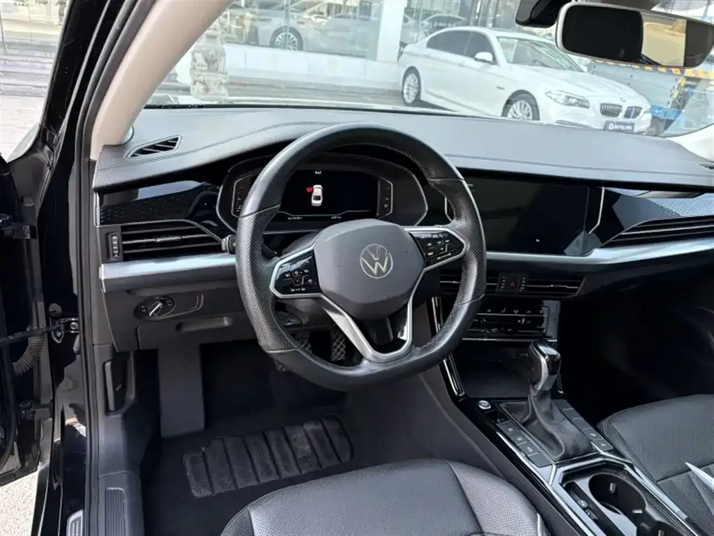 Volkswagen Passat — фото 9