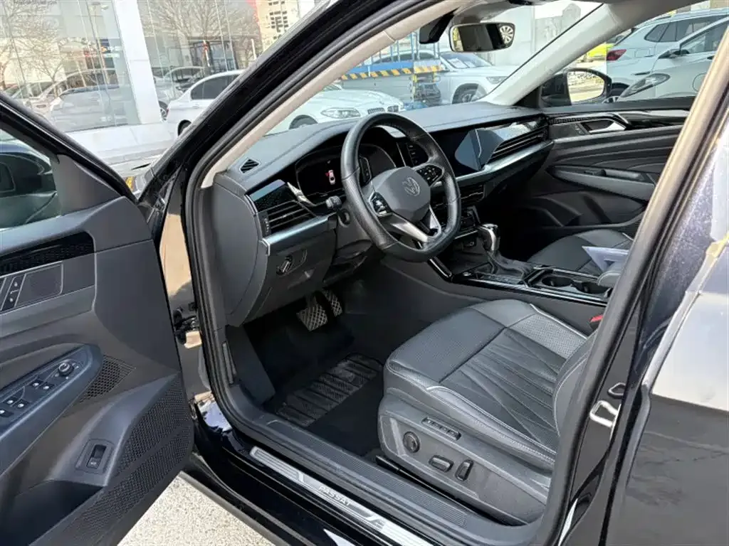 Volkswagen Passat — фото 7