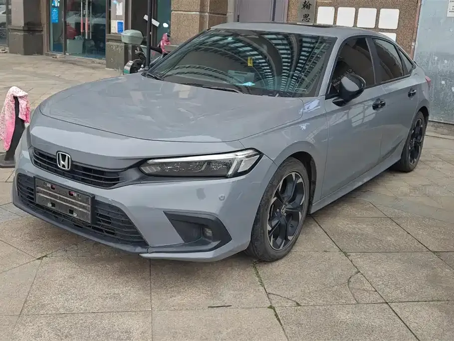 Honda Civic — фото 1