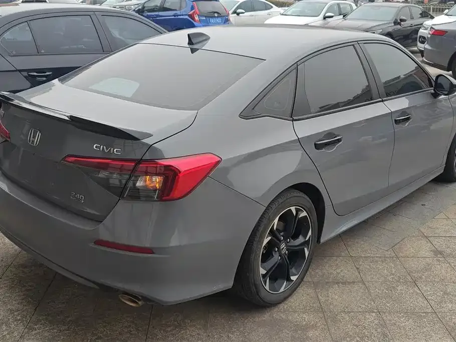 Honda Civic — фото 2