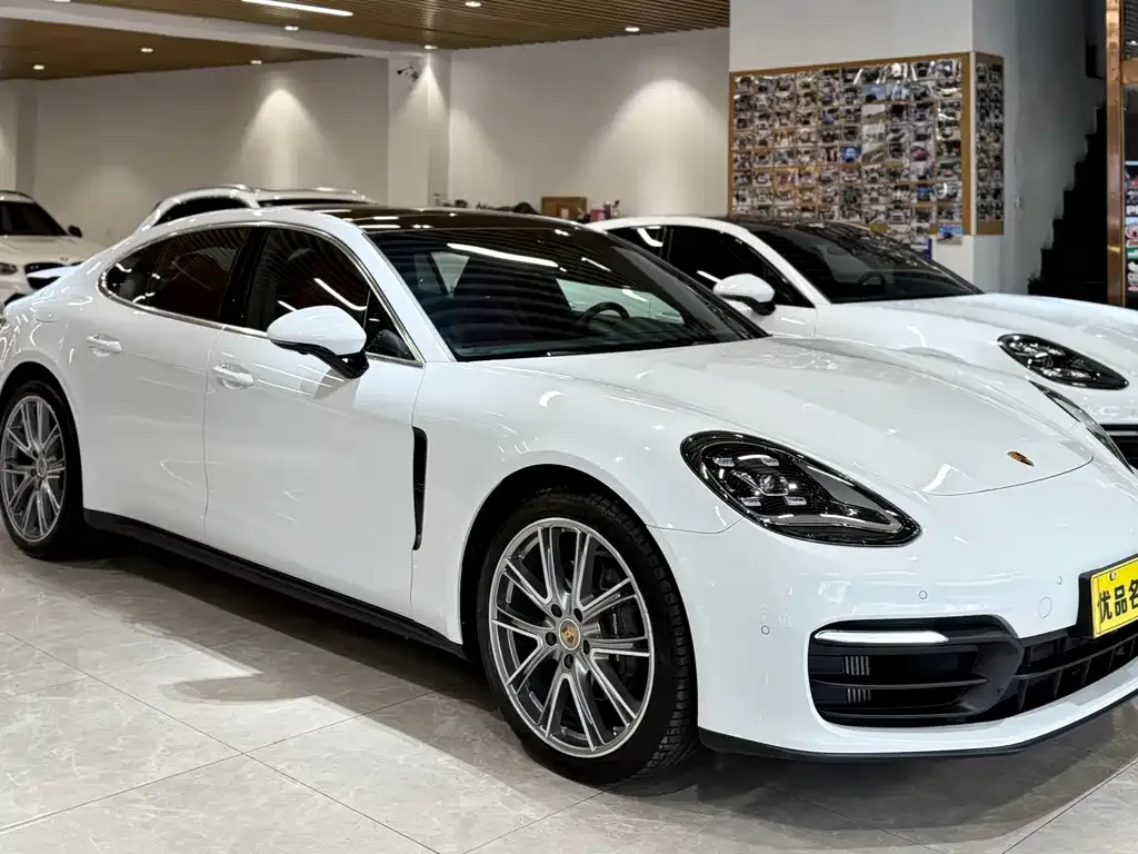 Porsche Panamera — фото 4