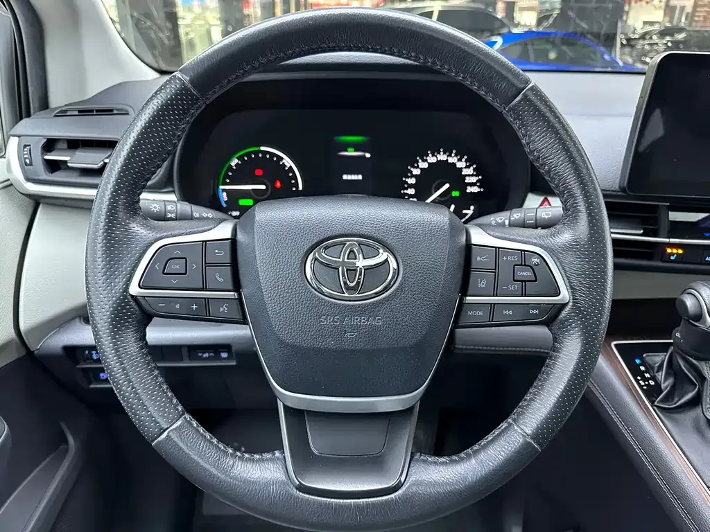 Toyota Sienna 2023 из CN, фото 9