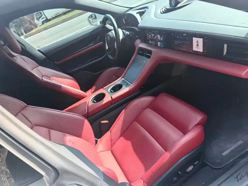 Porsche Taycan 2024 из CN, фото 6