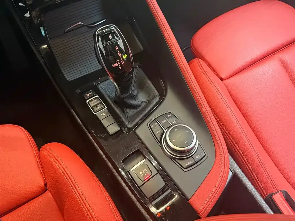 BMW X2 2024 из CN, фото 8