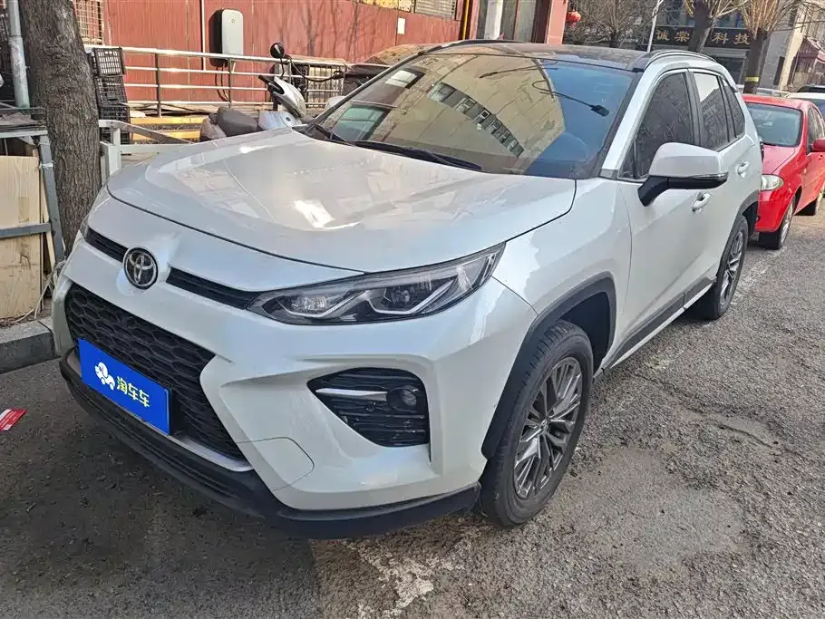 Toyota Wildlander 2023 из CN, фото 1