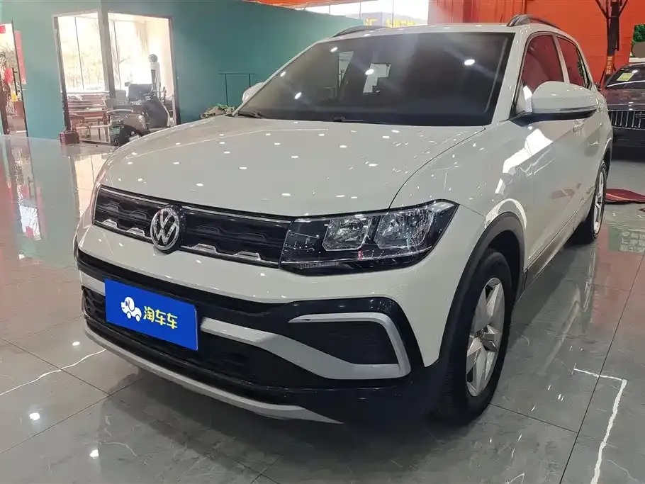 Volkswagen T-Cross — фото 1