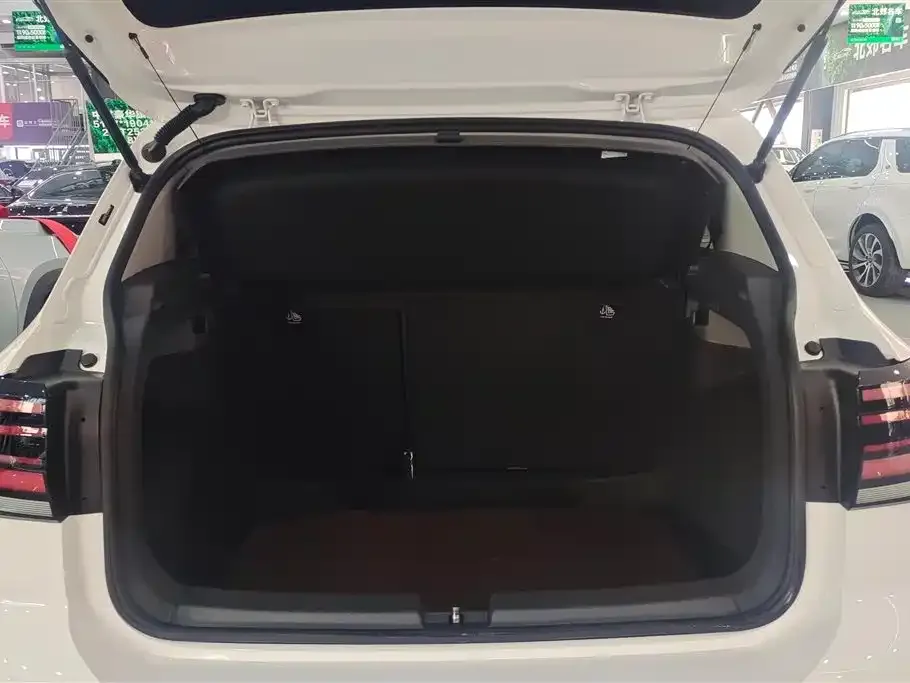 Volkswagen T-Cross — фото 6
