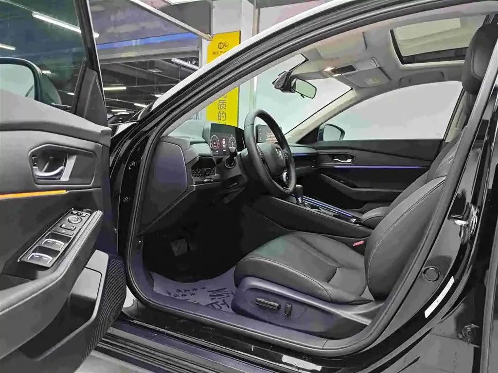Honda Accord — фото 6