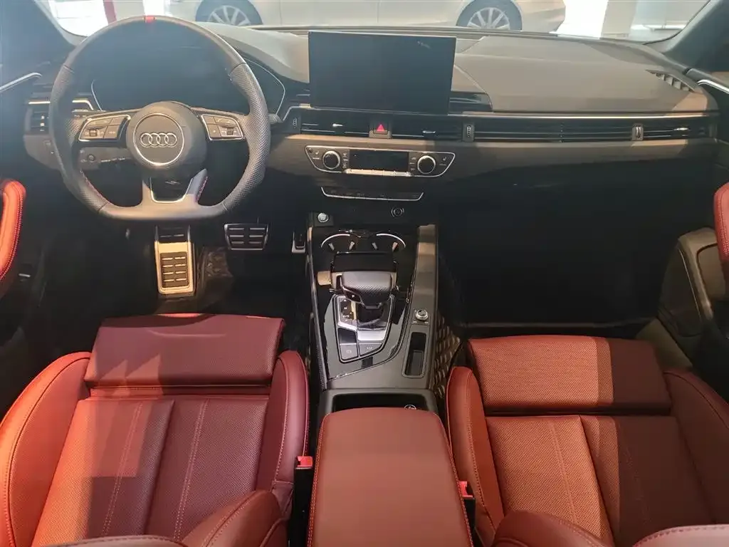 Audi A4L 2025 из CN, фото 6