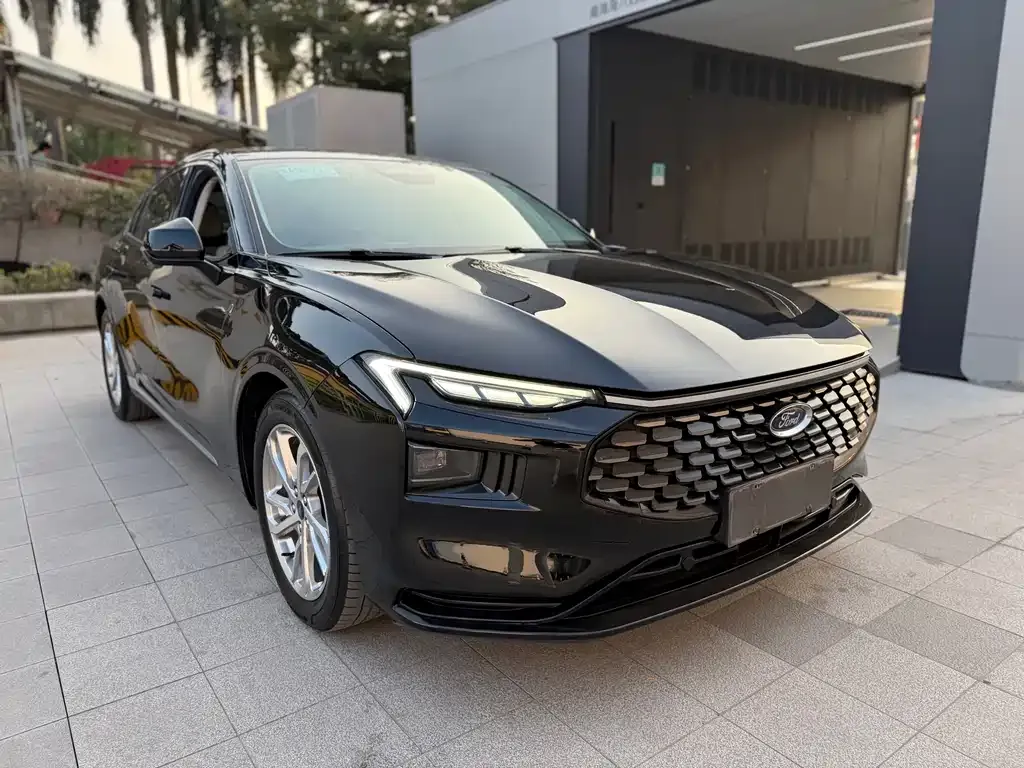 Ford Mondeo 2023 из CN, фото 1