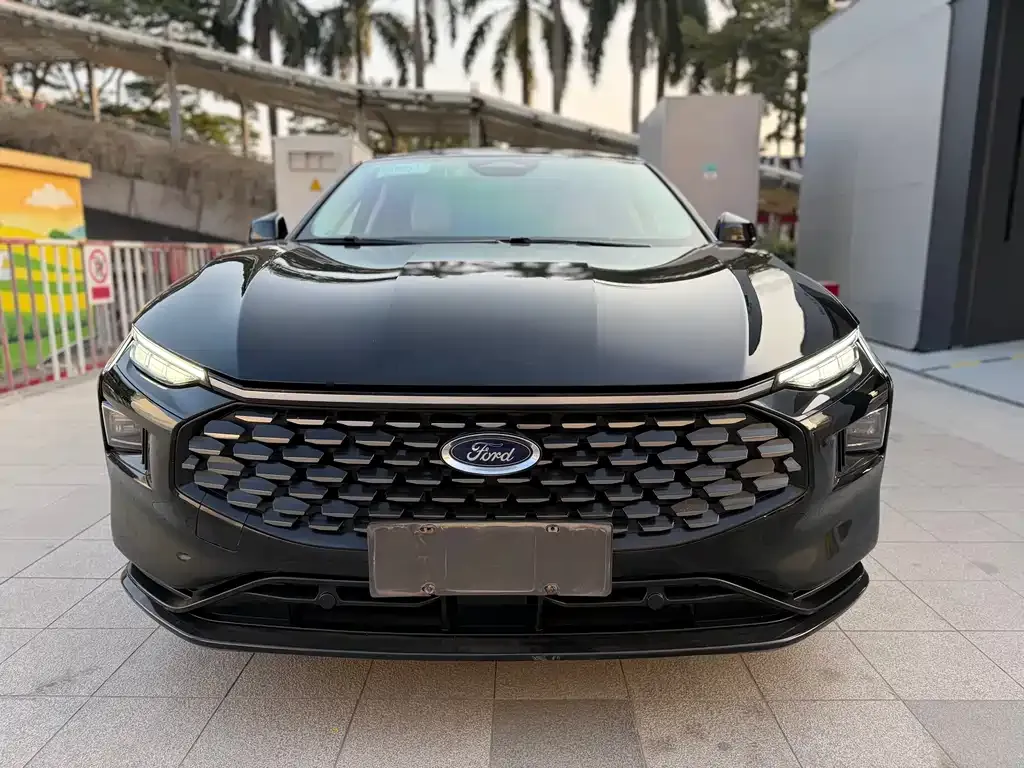Ford Mondeo 2023 из CN, фото 6