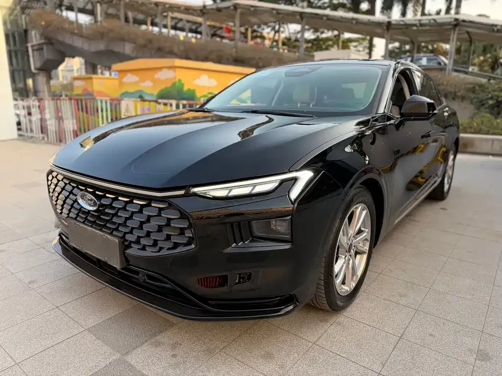Ford Mondeo 2023 из CN, фото 4