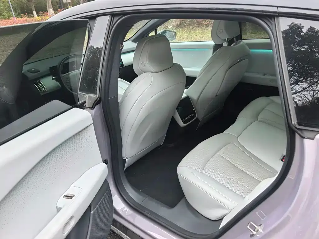 XPeng P7+ 2025 из CN, фото 6