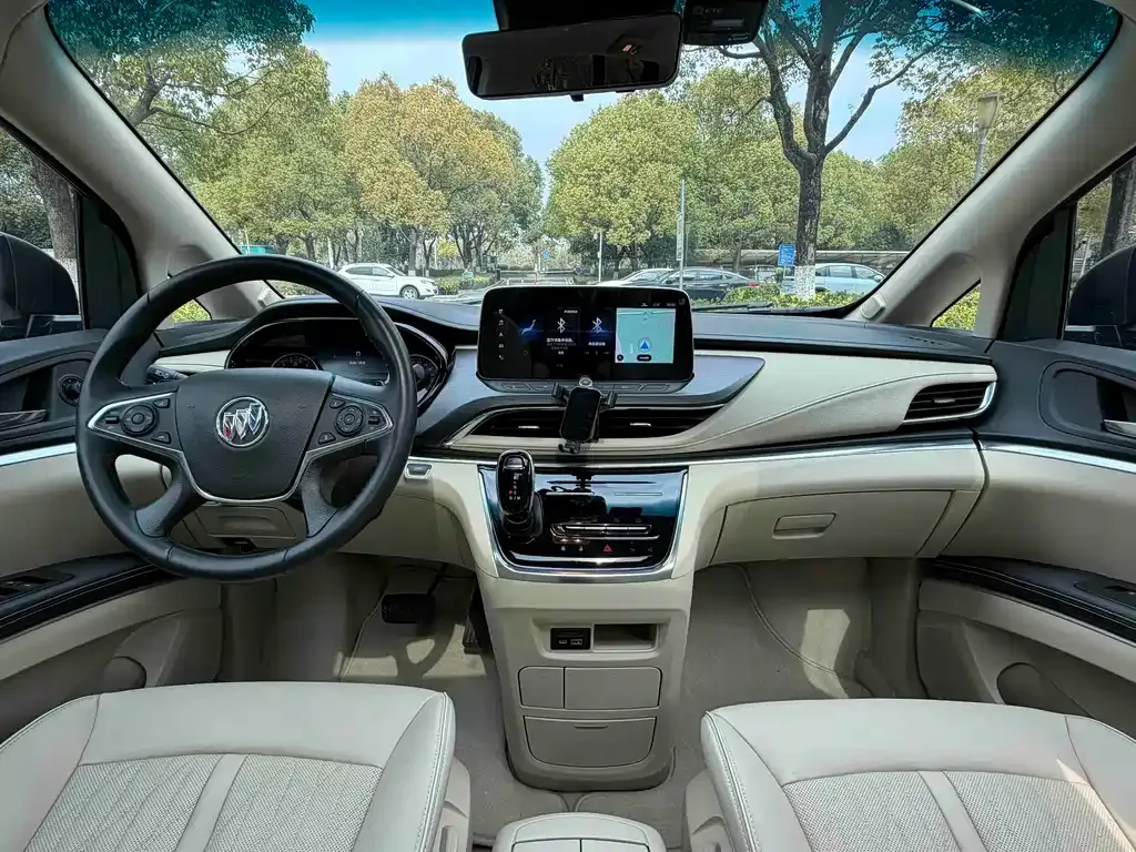 Buick GL8 2024 из CN, фото 4