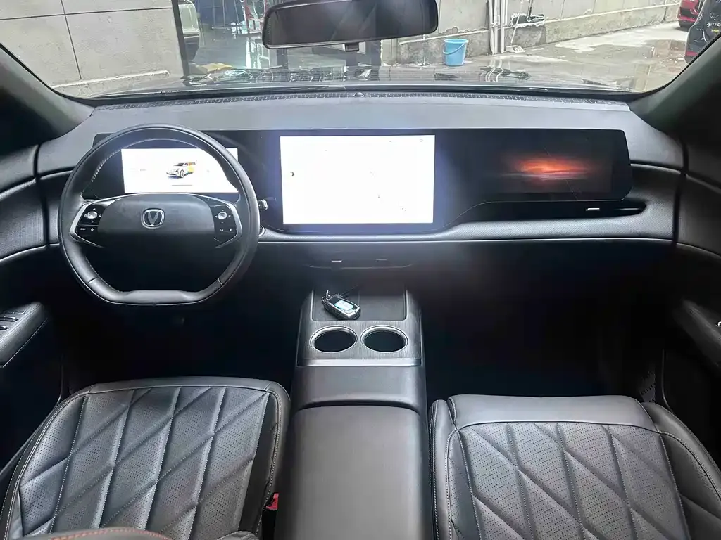 Changan CS75PLUS — фото 10