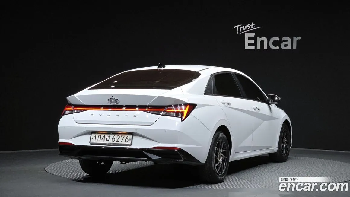 Hyundai AVANTE — фото 5