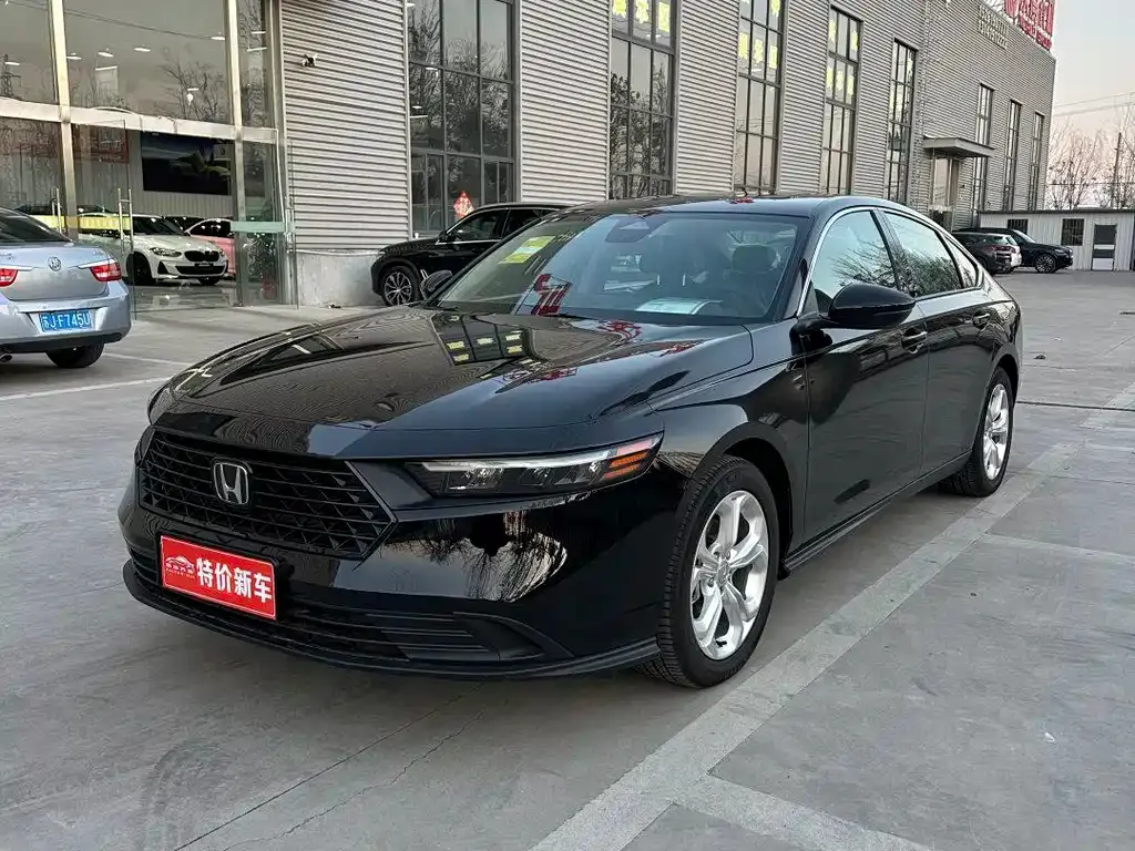 Honda Accord 2024 из CN, фото 2