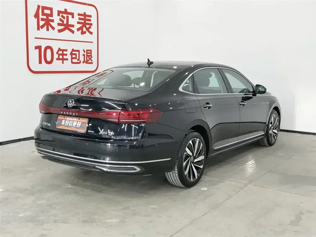 Volkswagen Passat — фото 5