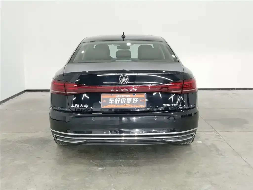Volkswagen Passat — фото 10