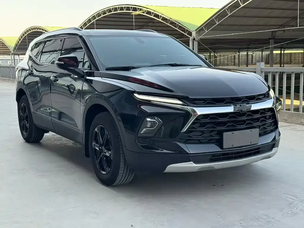 Chevrolet Blazer 2023 из CN, фото 4