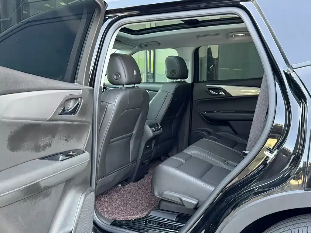Chevrolet Blazer 2023 из CN, фото 5