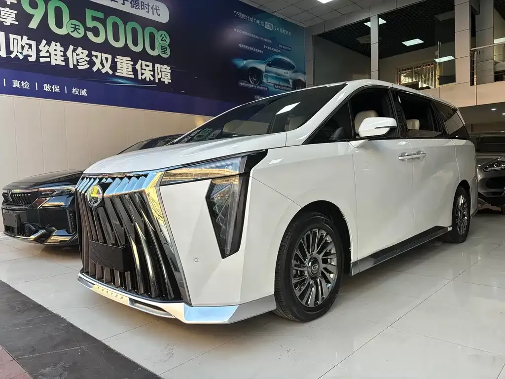 GAC Motor Trumpchi M8 — фото 1
