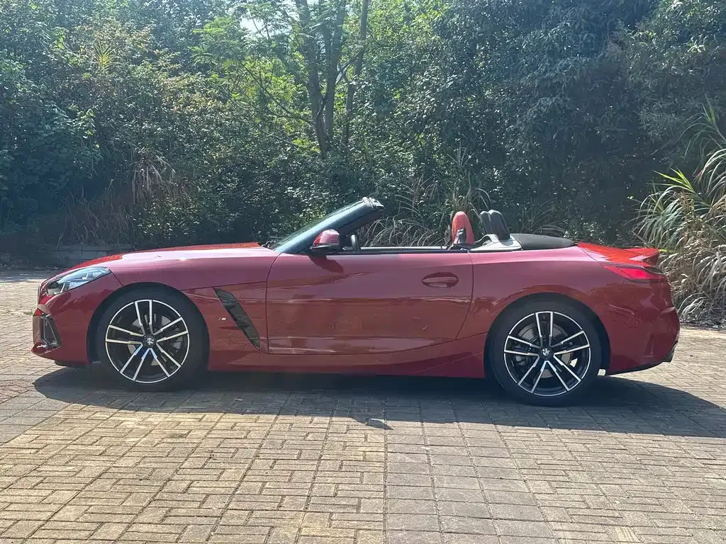 BMW Z4 — фото 10
