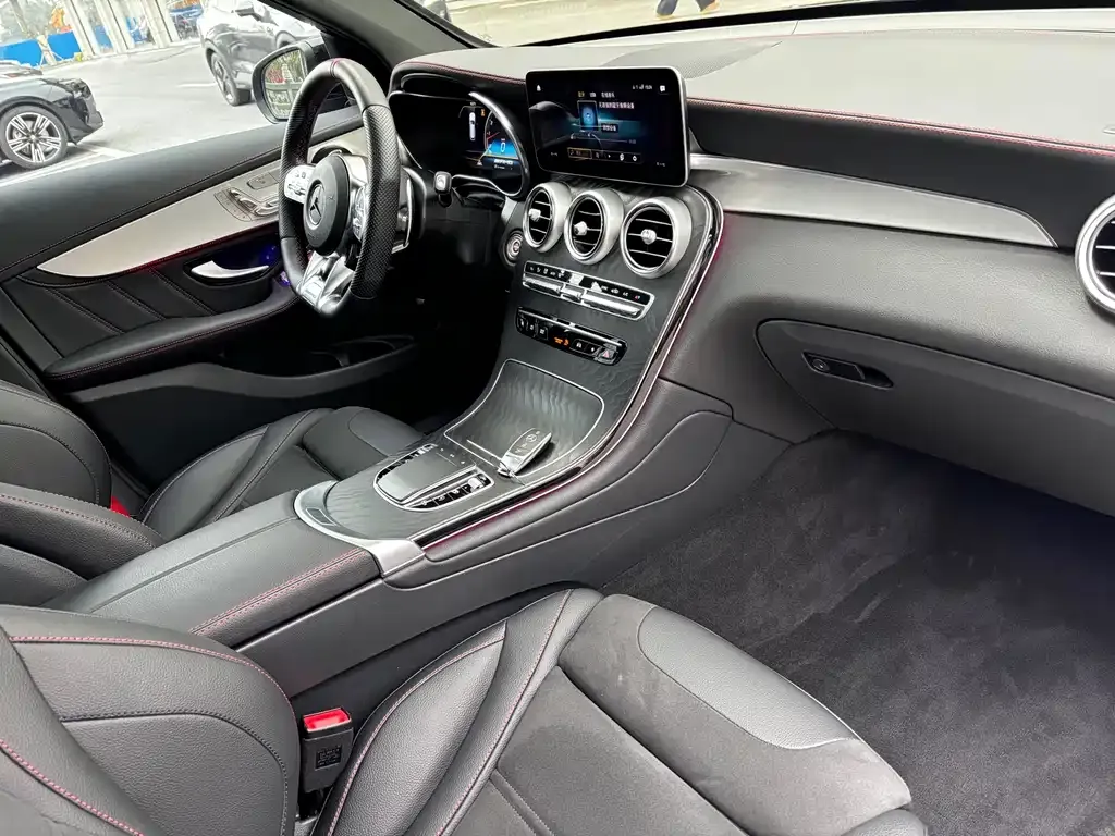 Mercedes-Benz GLC AMG — фото 2