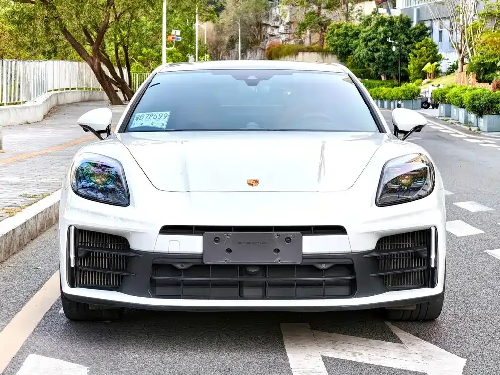Porsche Panamera — фото 10