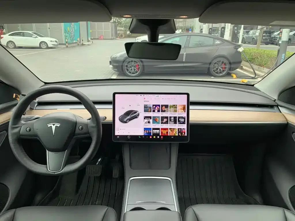 Tesla Model Y 2021 из CN, фото 2