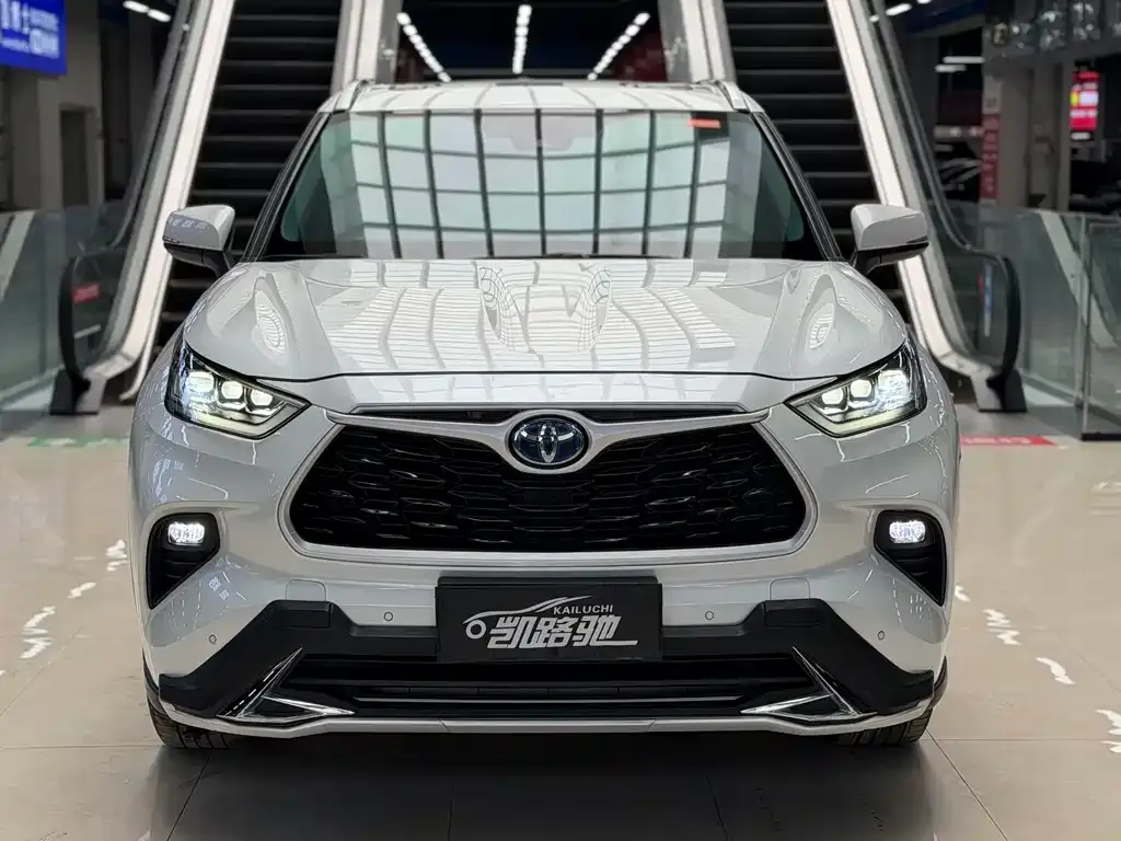 Toyota Highlander 2022 из CN, фото 6