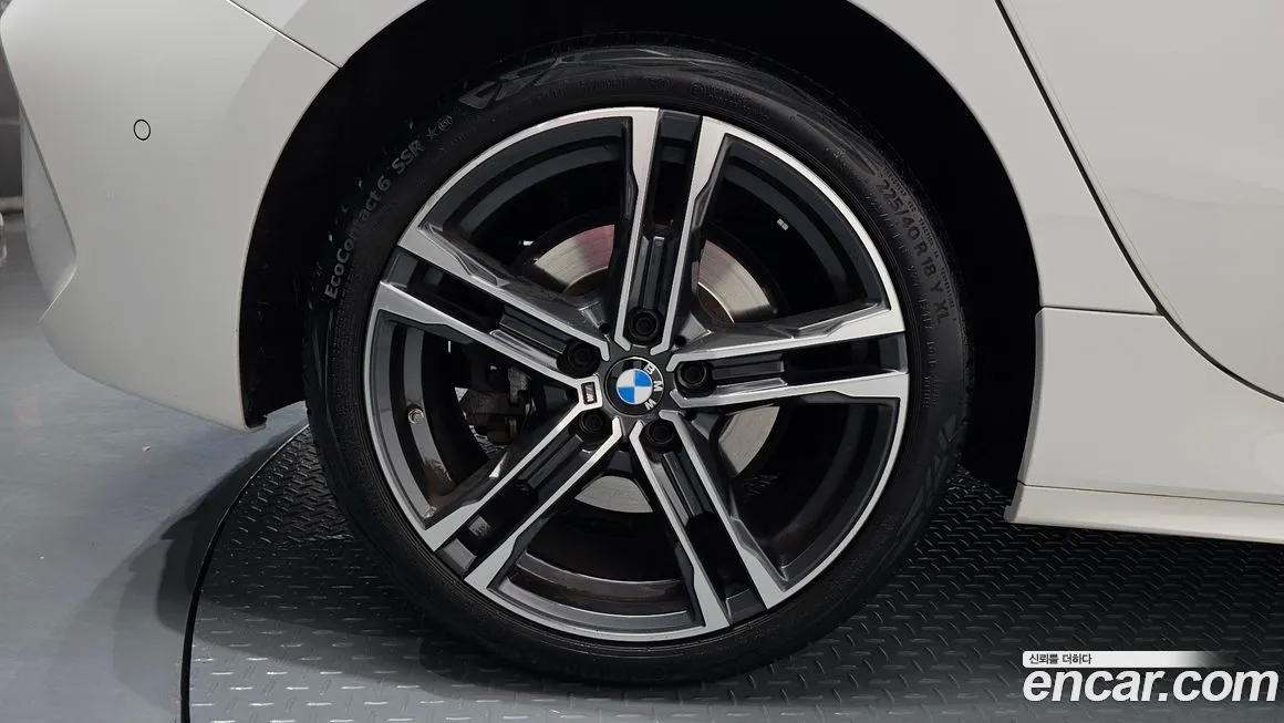 BMW 1-Series 2023 из KR, фото 5