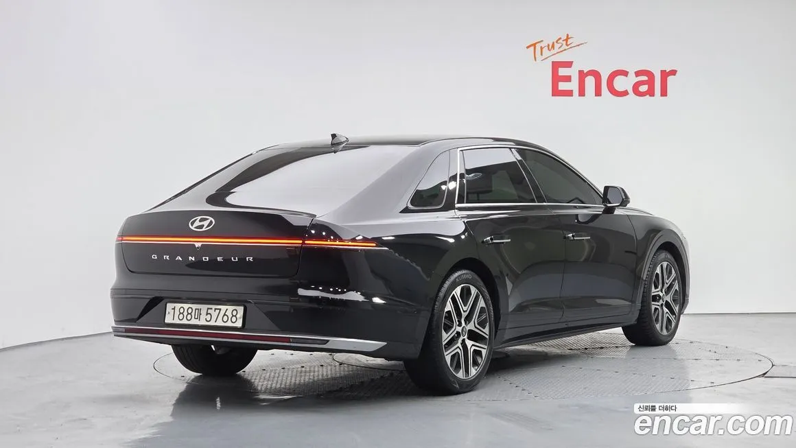 Hyundai Grandeur 2023 из KR, фото 8