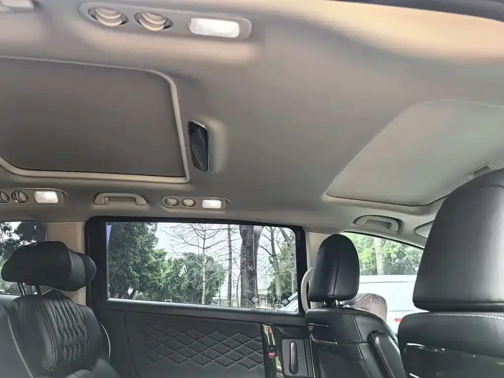 Honda Elysion 2021 из CN, фото 6