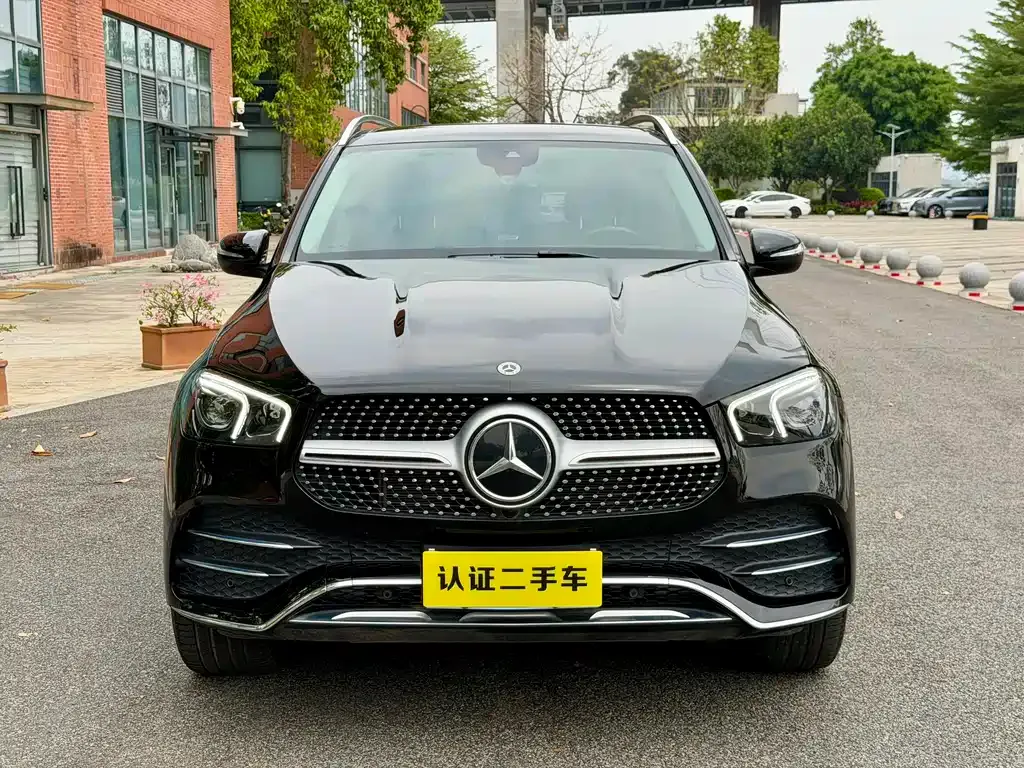Mercedes-Benz GLE — фото 8