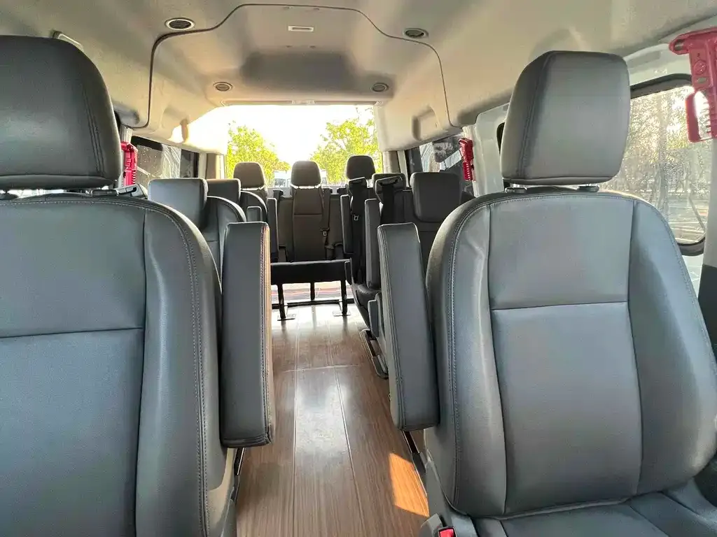 Ford Transit 2022 из CN, фото 8