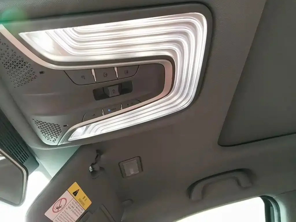 Changan CS75PLUS 2024 из CN, фото 2