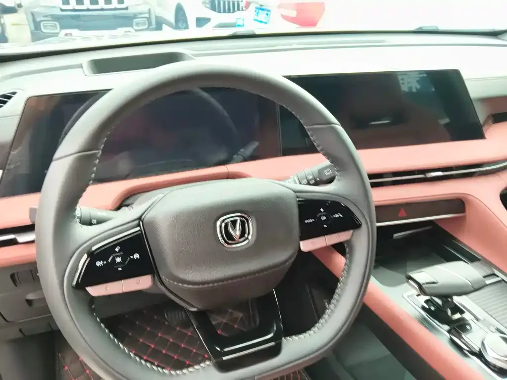 Changan CS75PLUS 2024 из CN, фото 5