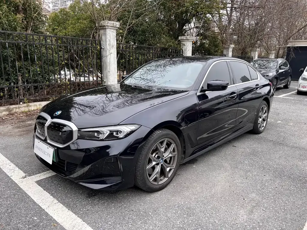 BMW i3 — фото 1