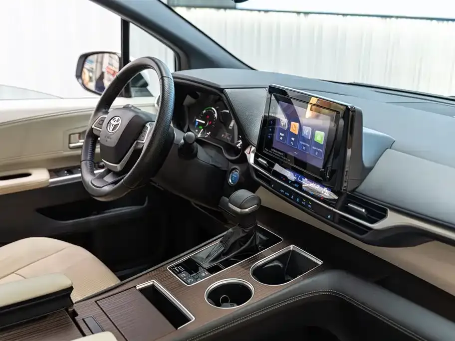 Toyota Sienna 2022 из CN, фото 9