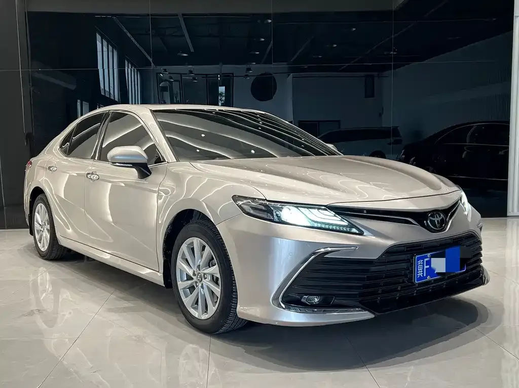 Toyota Camry 2022 из CN, фото 9
