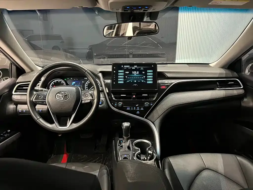 Toyota Camry 2022 из CN, фото 4