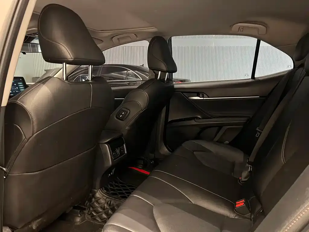 Toyota Camry 2022 из CN, фото 3
