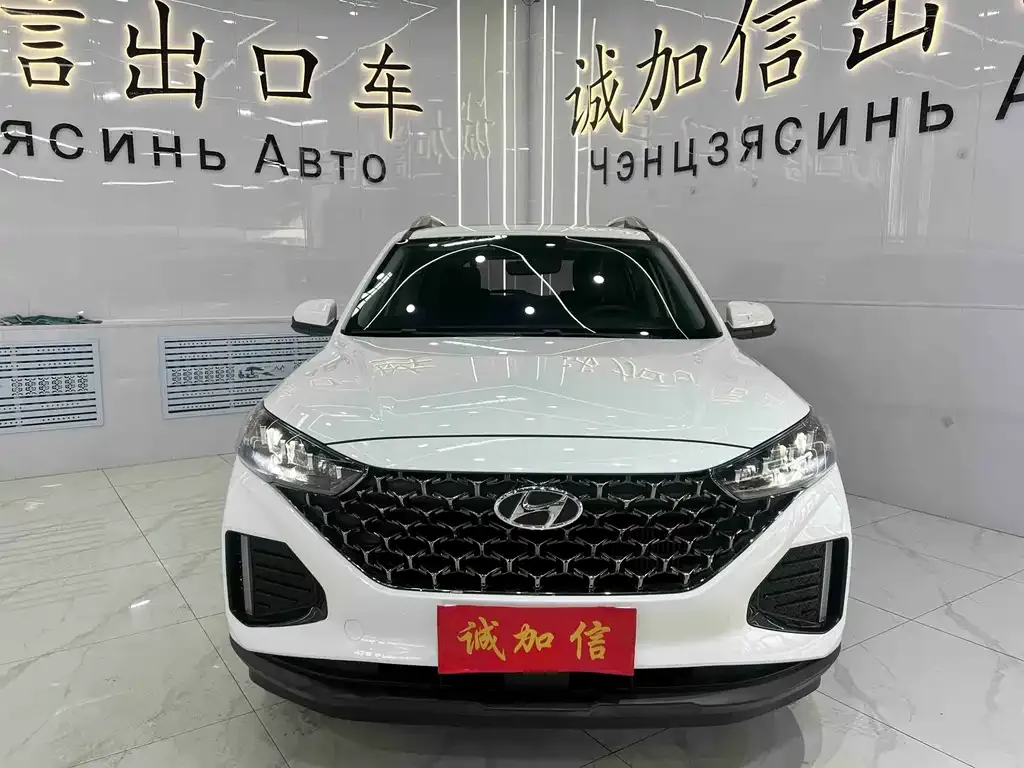 Hyundai ix35 — фото 2