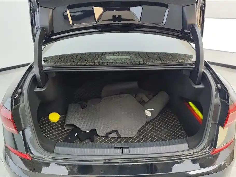 Volkswagen Passat — фото 2