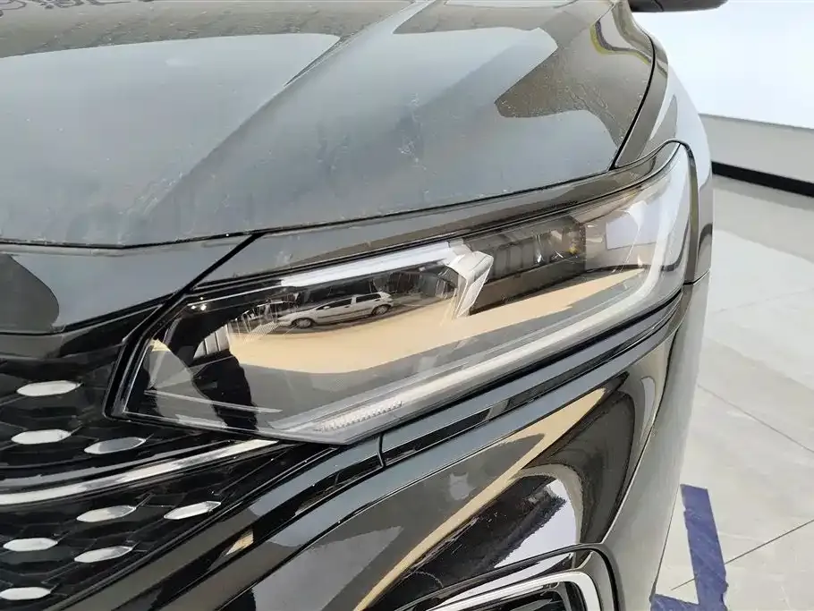 Volkswagen Passat — фото 7