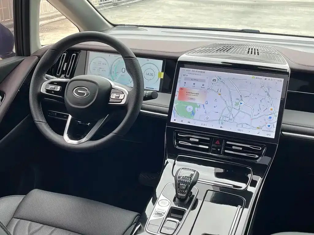 GAC Motor Trumpchi M8 — фото 3