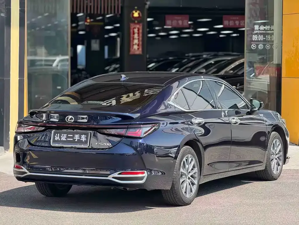 Lexus ES 2025 из CN, фото 7