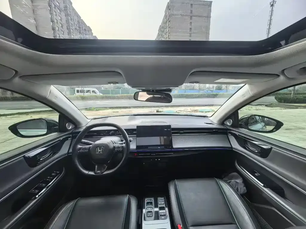 Honda e:NP2 2024 из CN, фото 9